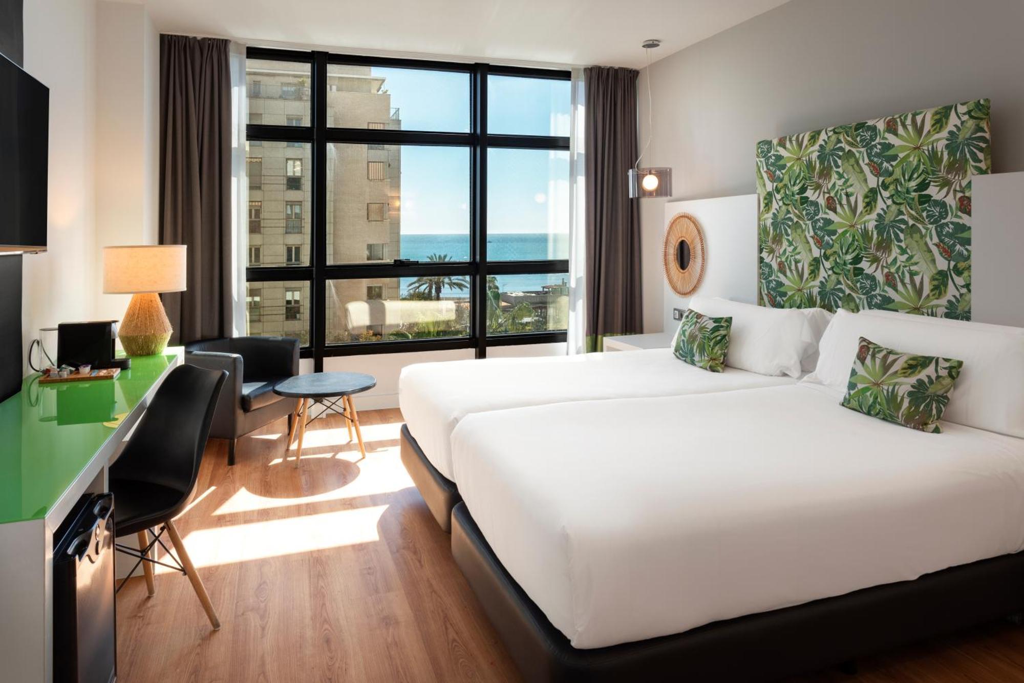 Catalonia Hotel 4*
