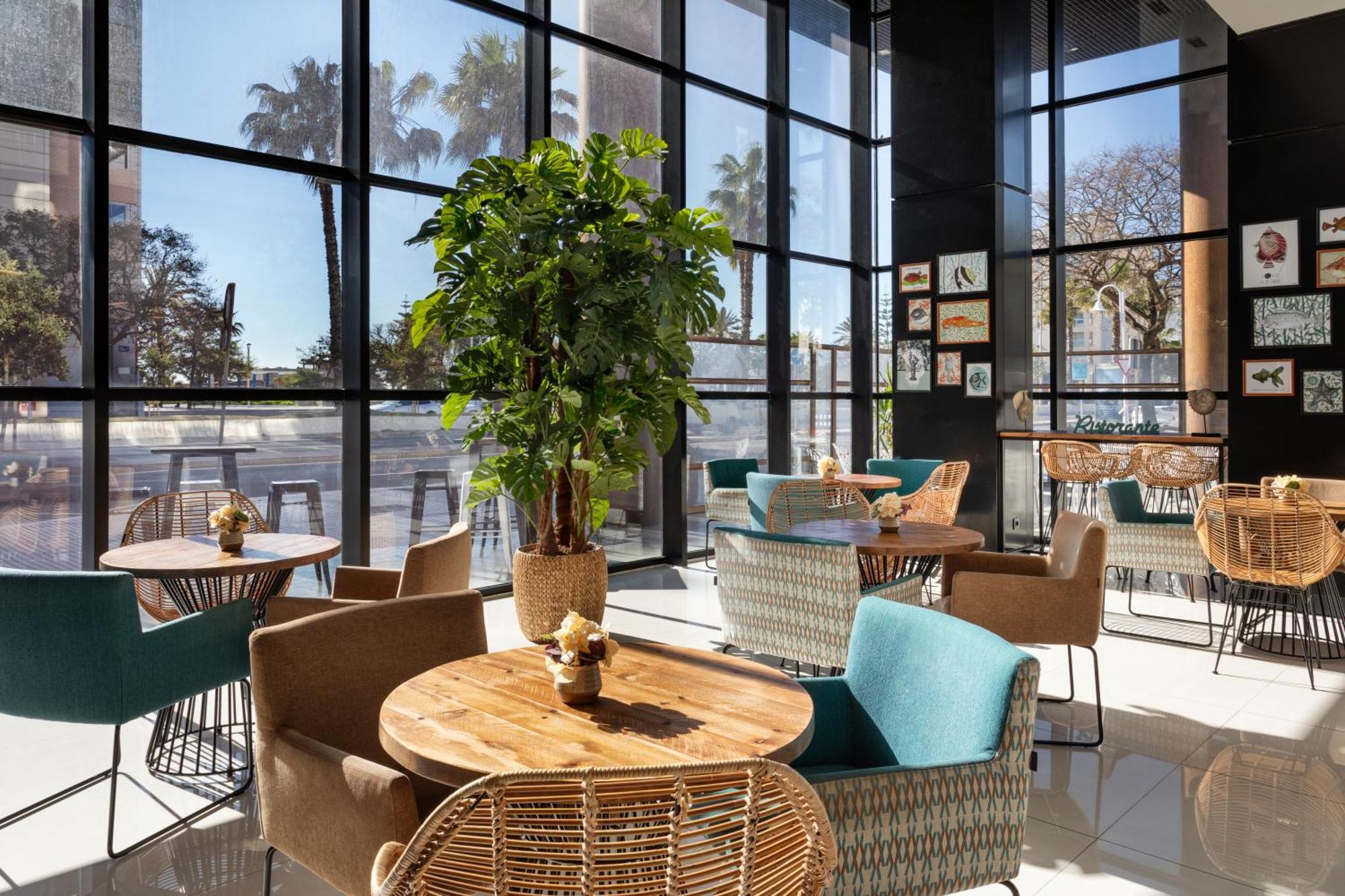 Hotel Catalonia 4*